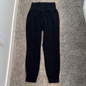 Athleta Black Salutation Jogger